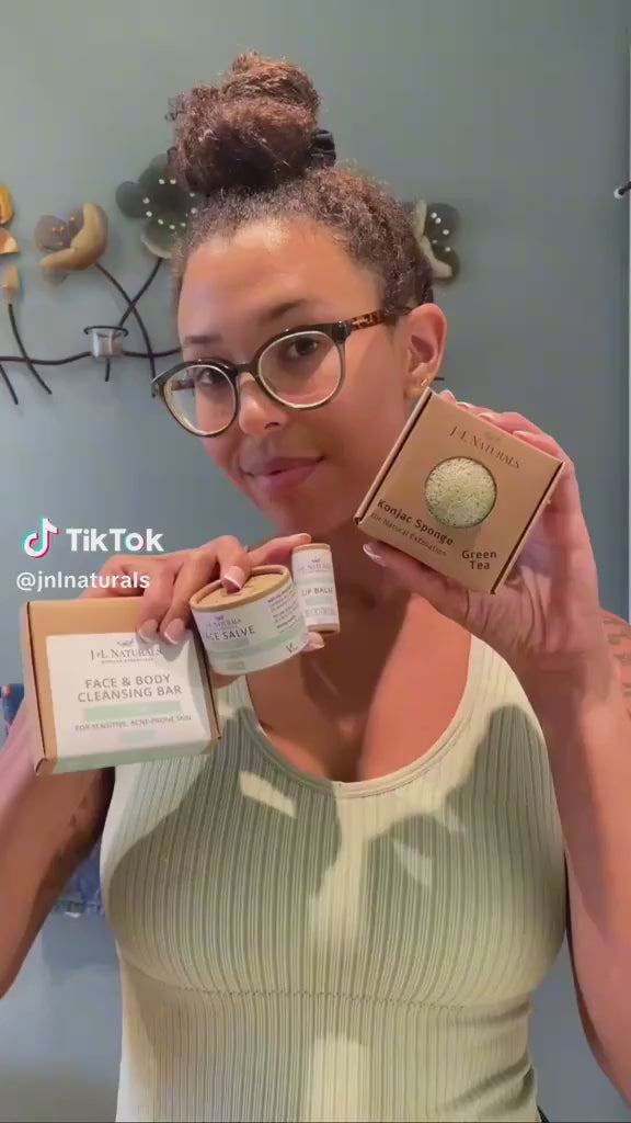 Kit essenziale per la cura della pelle (set da 4 pezzi)