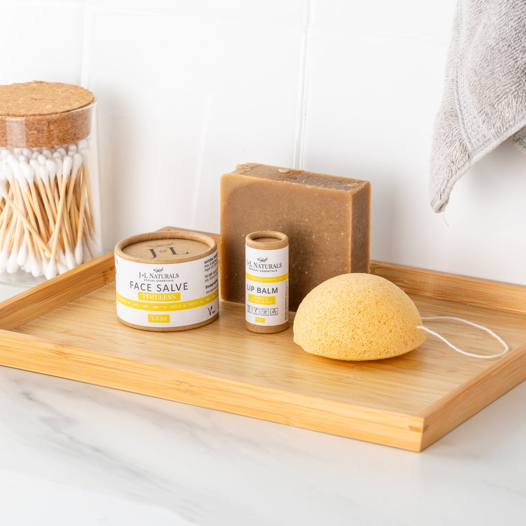 Kit essenziale per la cura della pelle (set da 4 pezzi)