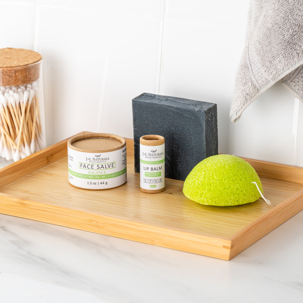 Kit essenziale per la cura della pelle (set da 4 pezzi)